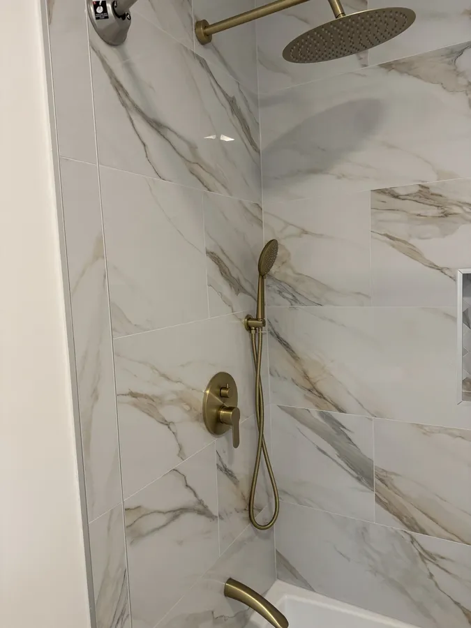 Bathroom remodel photo 9