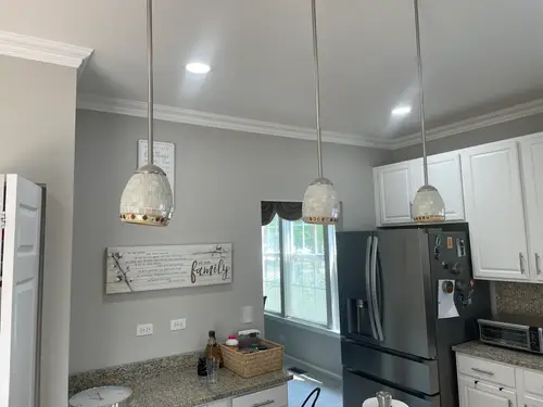 Crown moulding installation in Palatine IL