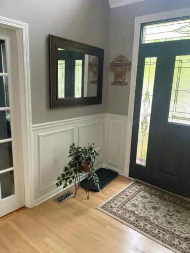 Wainscoting and wall frames in Palatine IL
