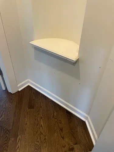 Wainscoting and wall frames in Palatine IL